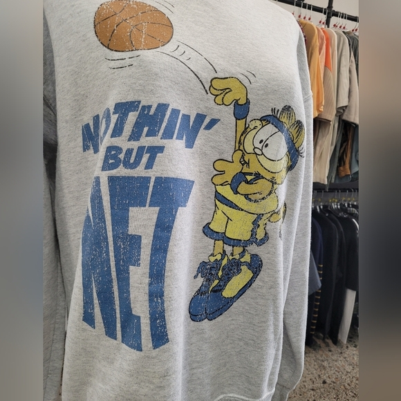 Garfield Gray Graphic Vintage Men's Crewneck - Picture 2 of 6